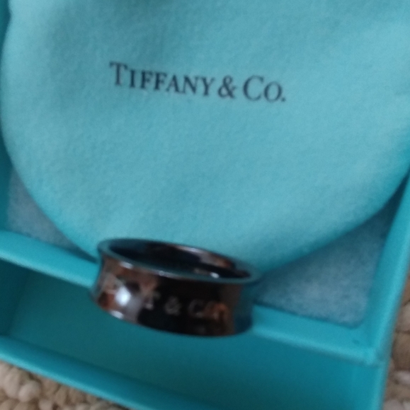 🌼🌼SOLD ON EBAY🌼🌼Tiffany & Co. Black Titanium - Picture 2 of 8